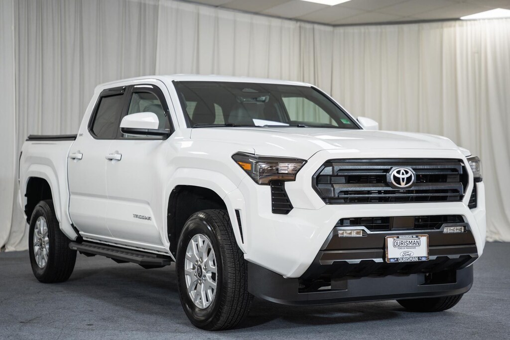 Used 2026 Toyota Tacoma SR5 Truck