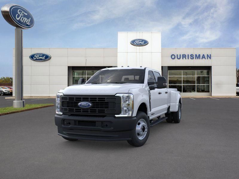 2025 Ford F-350 XL photo 3
