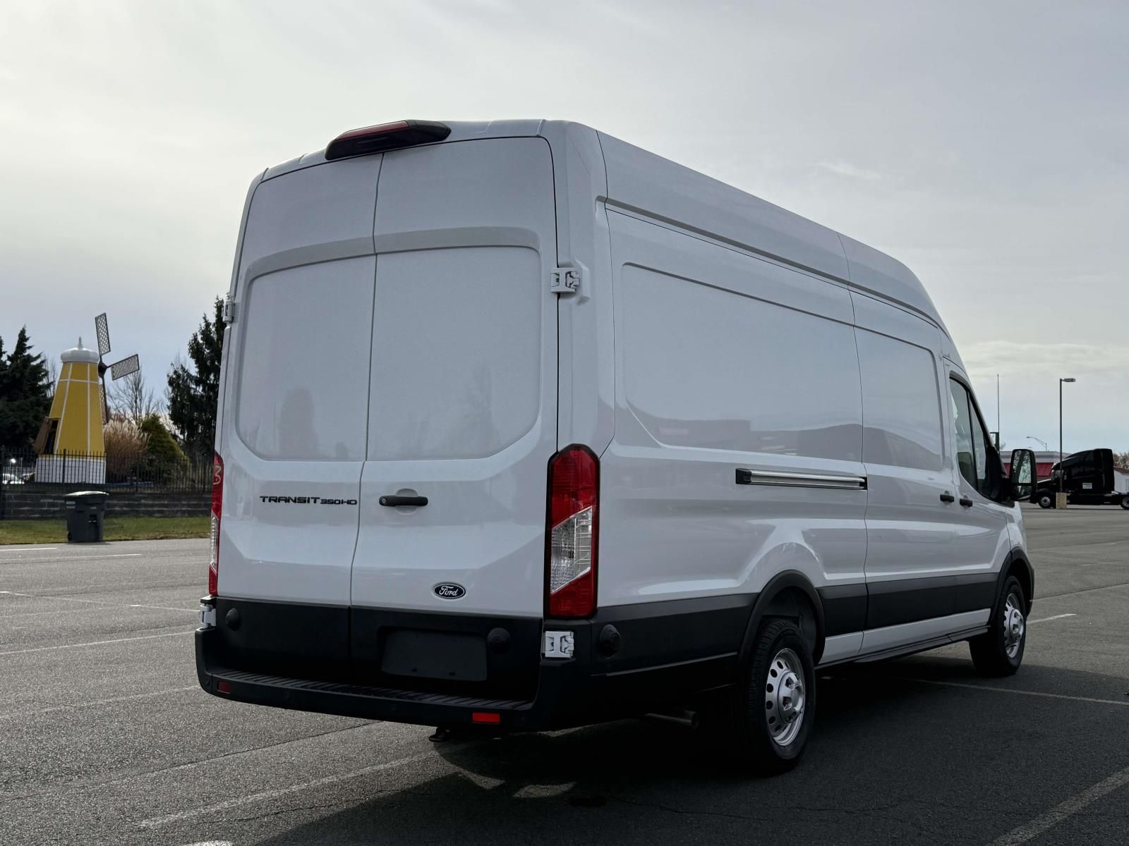 2026 Ford Transit photo 2