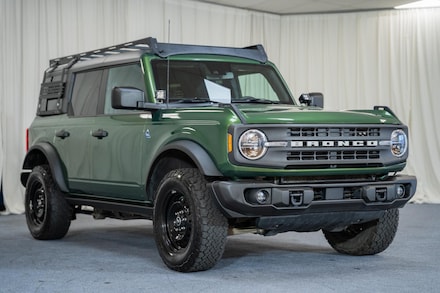 2022 Ford Bronco Black Diamond SUV