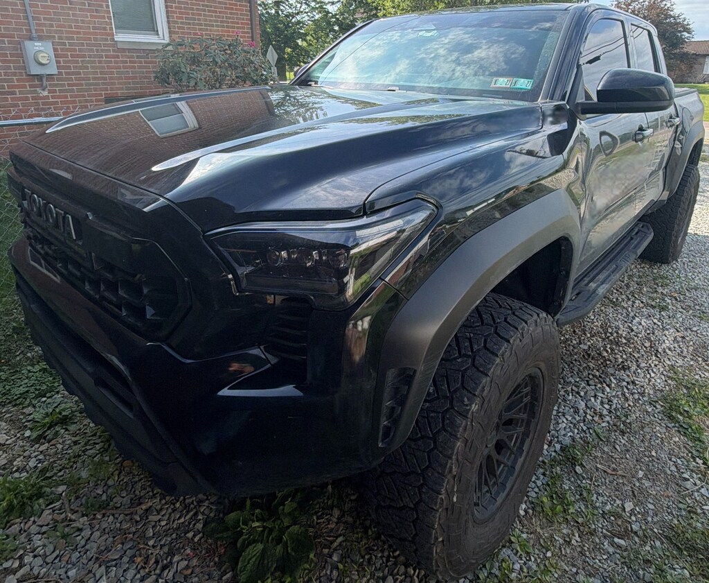 Used 2025 Toyota Tacoma TRD Off-Road Truck