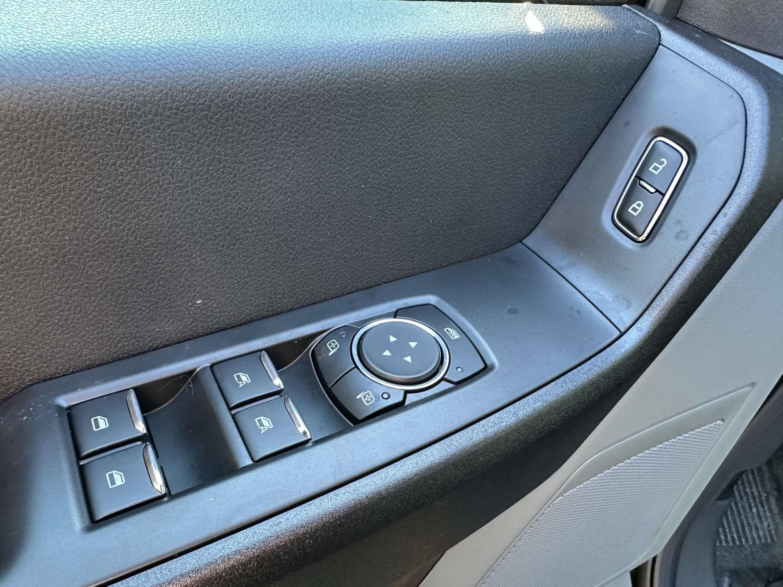 2025 Ford F-250 Super Duty XL - Photo 17