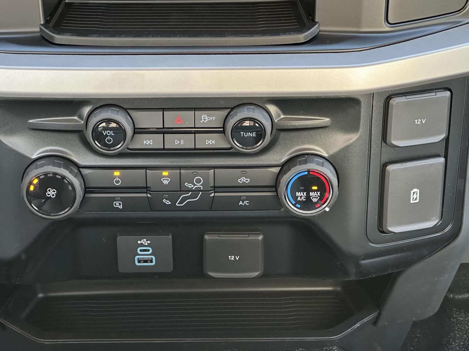 2025 Ford F-250 Super Duty XL - Photo 15