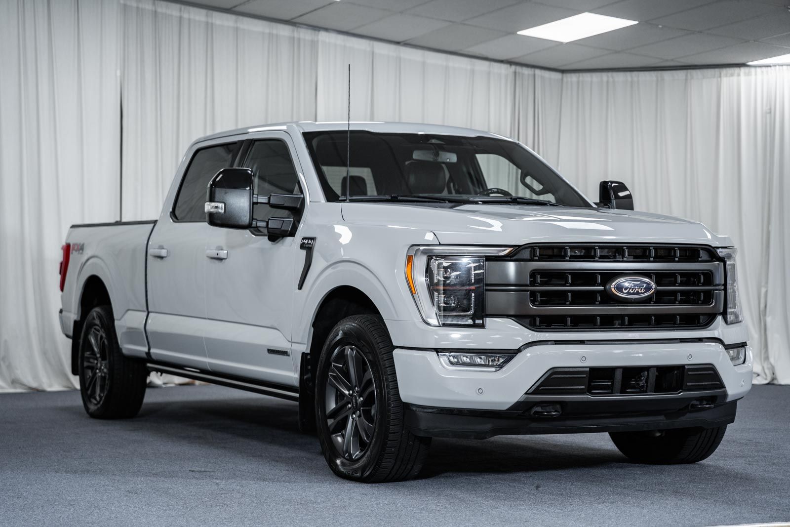 2023 Ford F-150 Lariat's photo