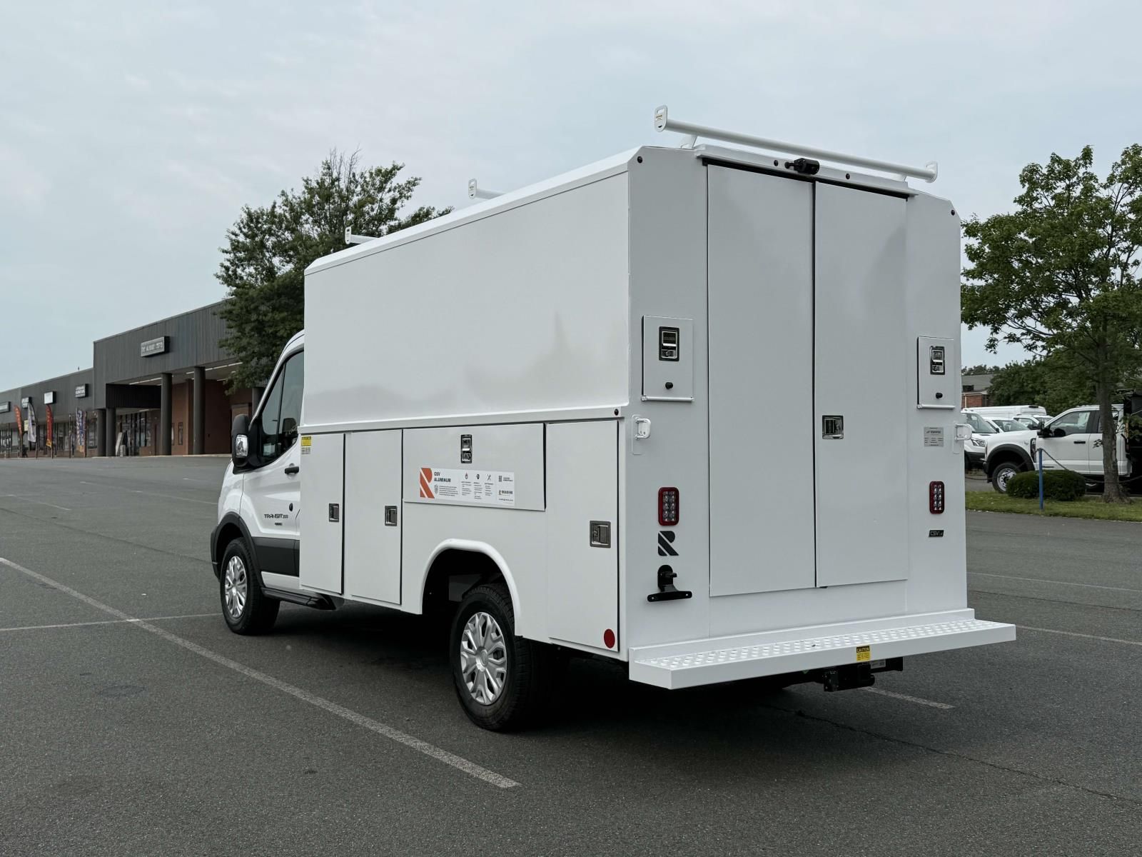 2025 Ford F-550 photo 4