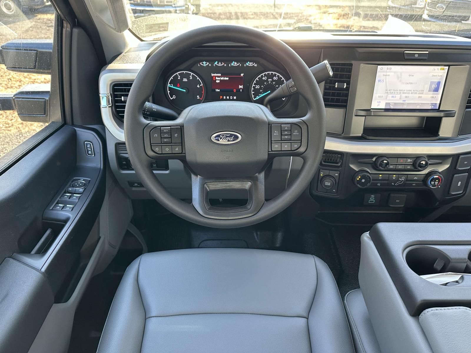 2025 Ford F-250 Super Duty XL - Photo 12