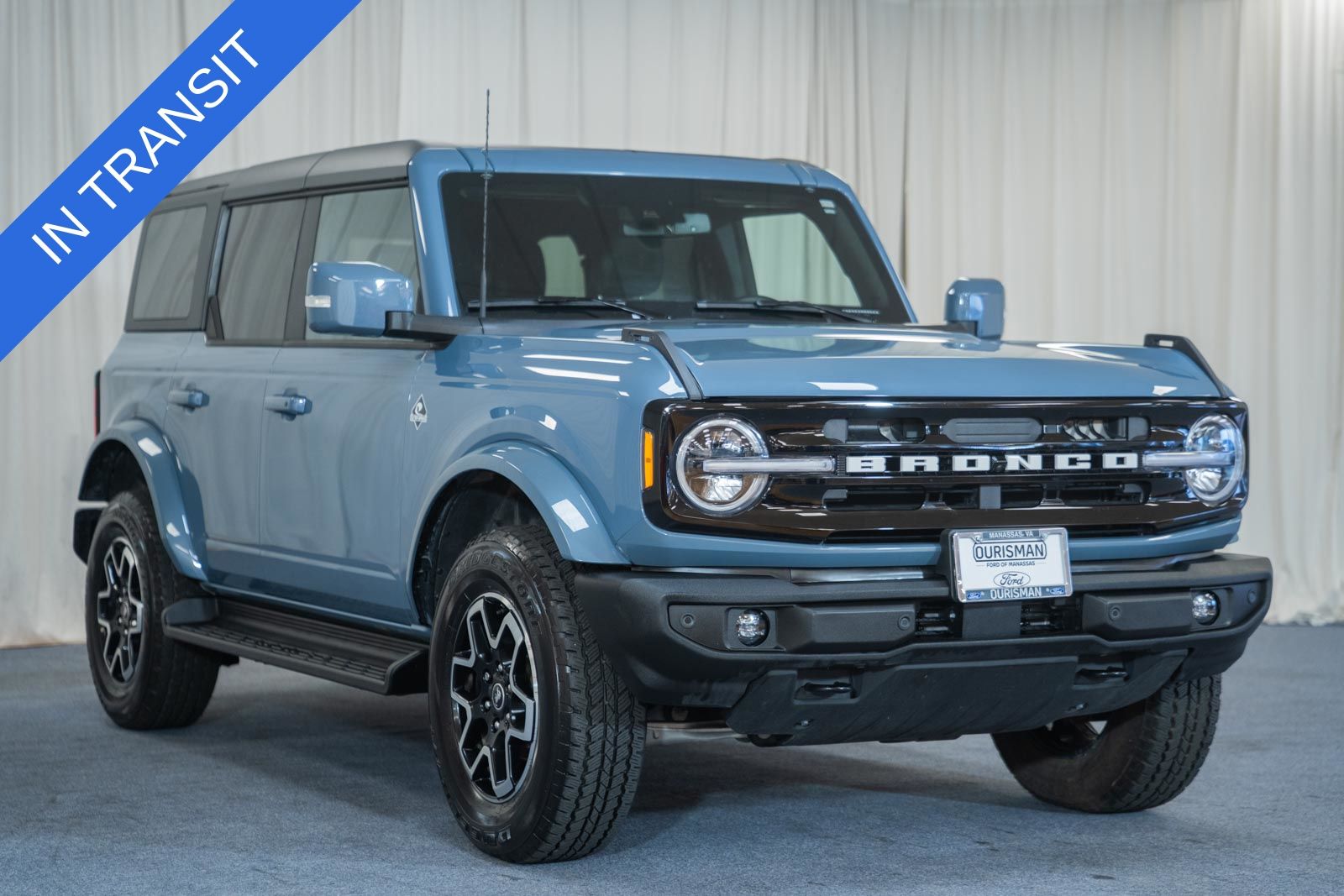 2025 Ford Bronco Outer Banks 4WD 4-door's photo
