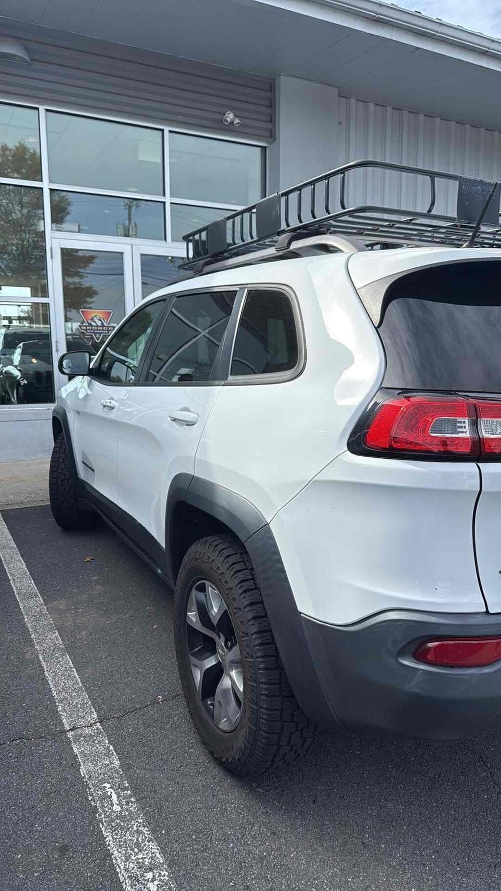 Used 2015 Jeep Cherokee Trailhawk SUV