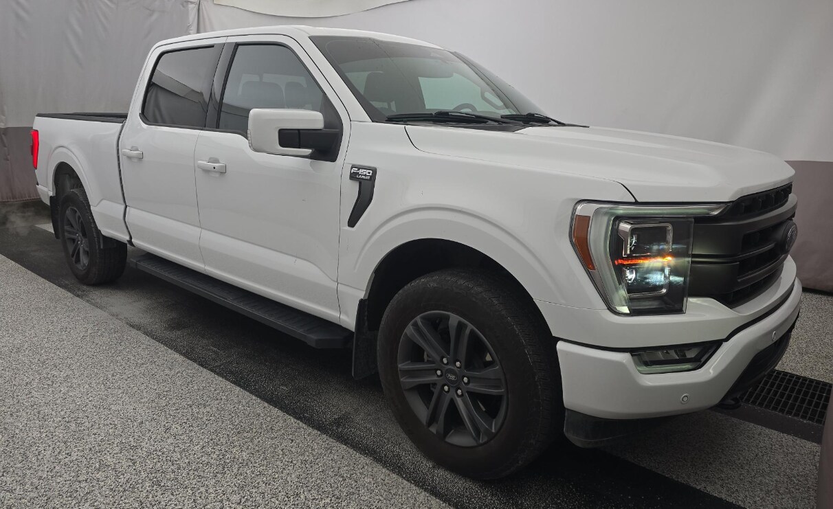 2023 Ford F-150 Lariat photo 3