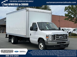 2025 Ford E-450 Cutaway Base Cab/Chassis