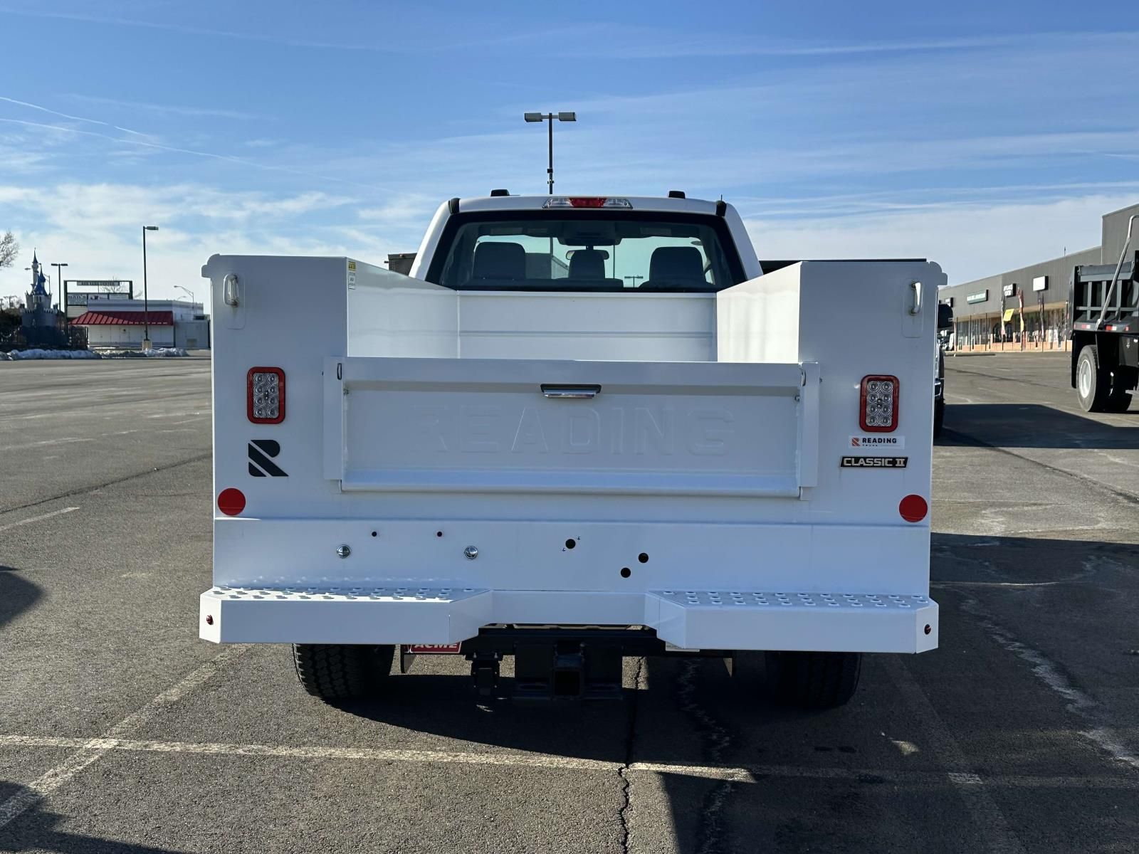 2024 Ford F-350 XL photo 3