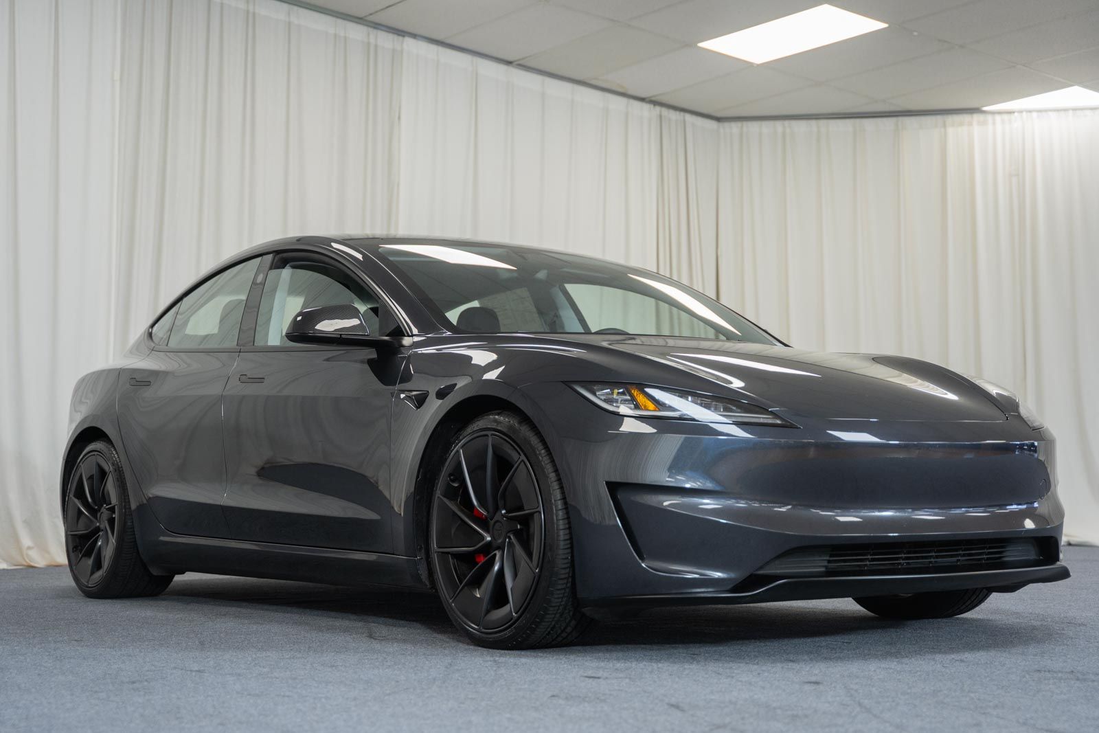 2024 Tesla Model 3 -'s photo