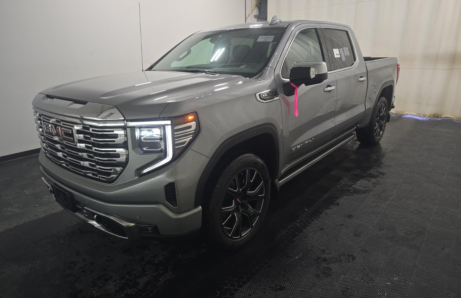 2024 GMC Sierra 1500 Denali's photo