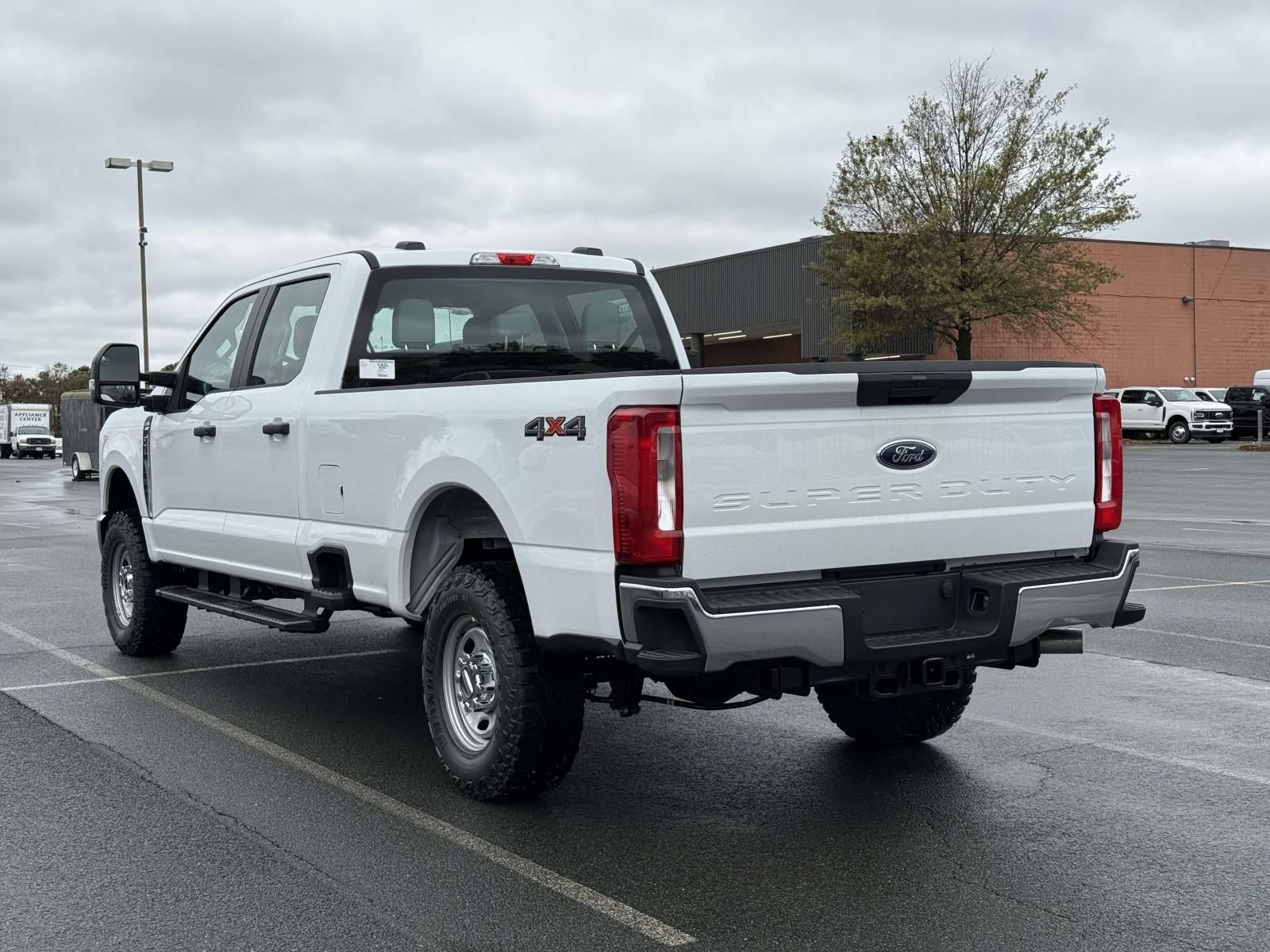 2026 Ford F-250 XL photo 4