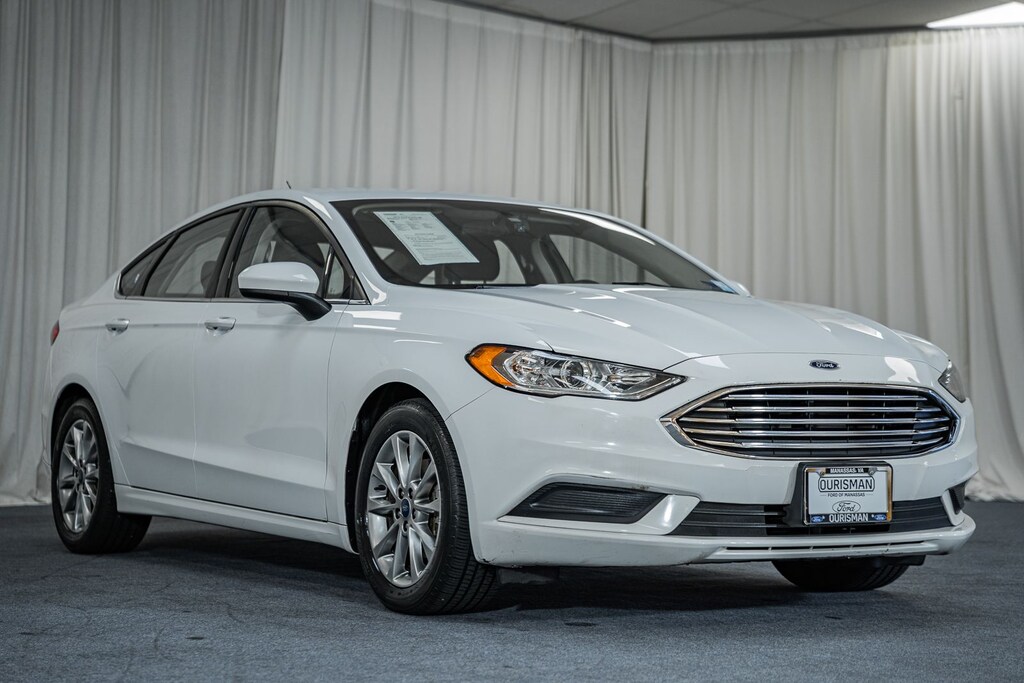 Certified 2017 Ford Fusion SE Sedan
