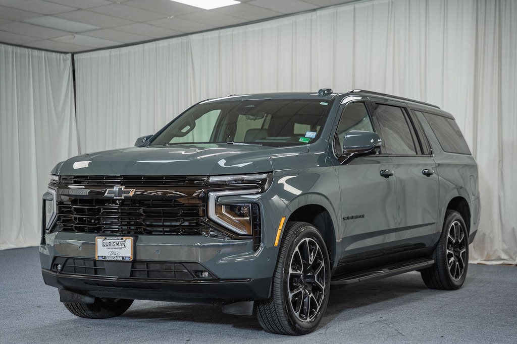 Used 2025 Chevrolet Suburban RST SUV