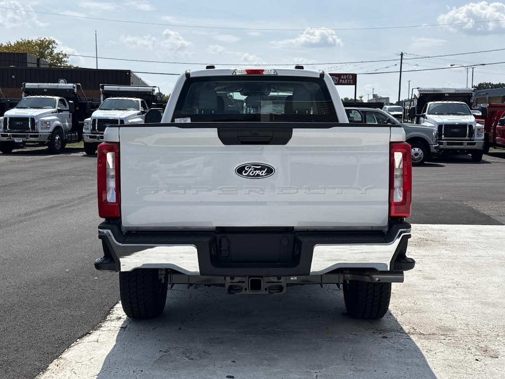 New 2027 Ford F-350 XL Truck