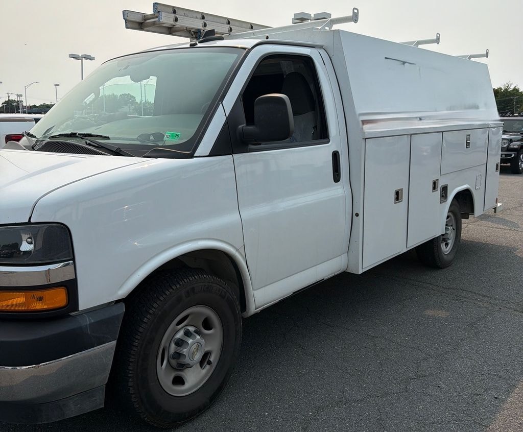 Used 2024 Chevrolet Express Cutaway Work Van Cab/Chassis