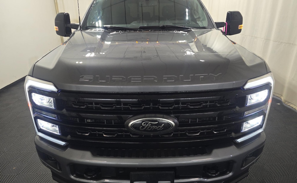 Used 2024 Ford F-250 Lariat Truck