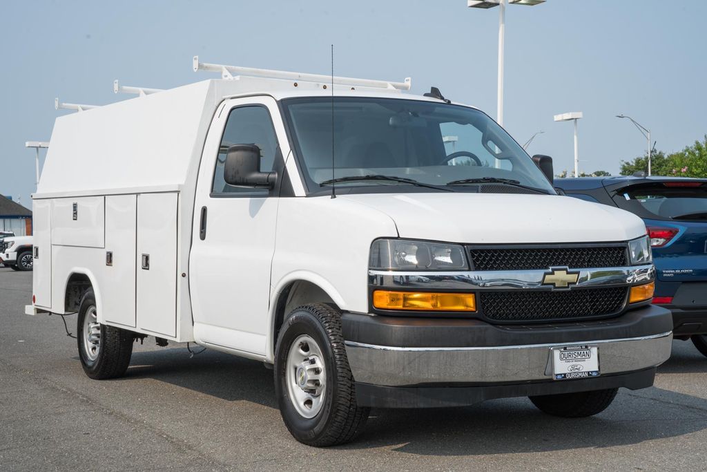 2024 Chevrolet Express Commercial Cutaway