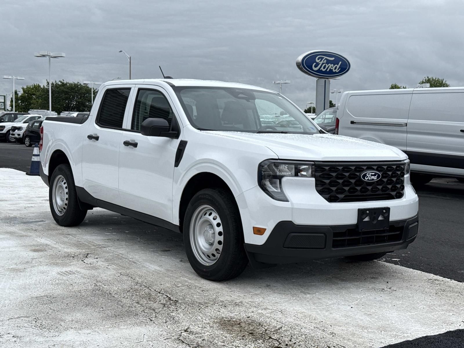 2026 Ford Maverick XL FWD's photo