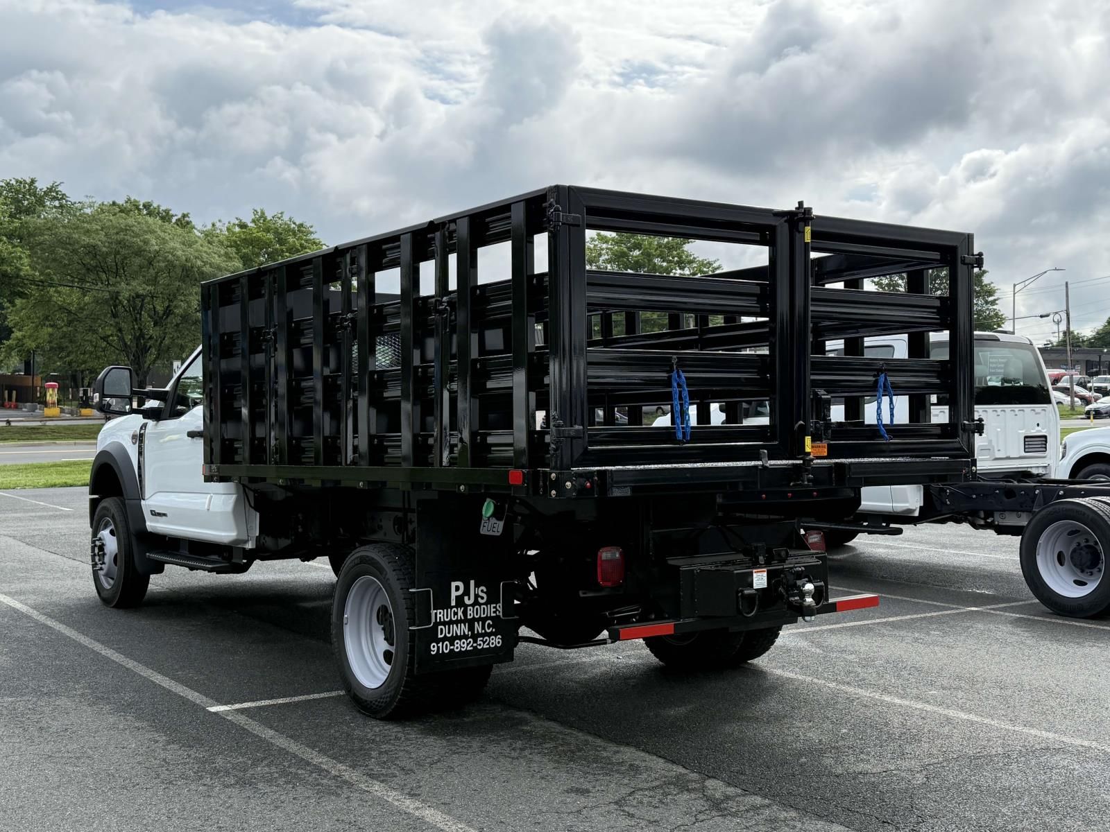 2025 Ford F-450 XL photo 4