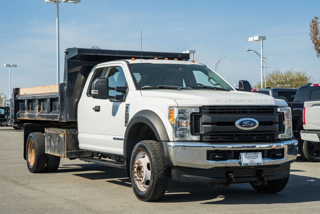2017 Ford F-550 Chassis Chassis 