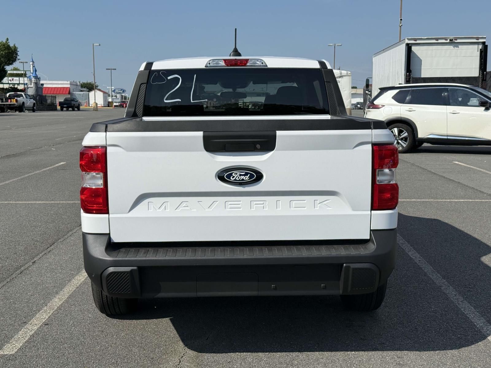 2025 Ford Maverick XL photo 3
