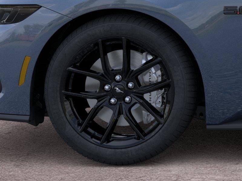 2025 Ford Mustang GT Premium Convertible - Photo 18