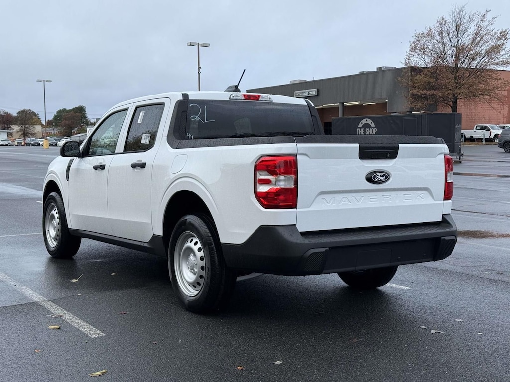 New 2025 Ford Maverick XL Truck