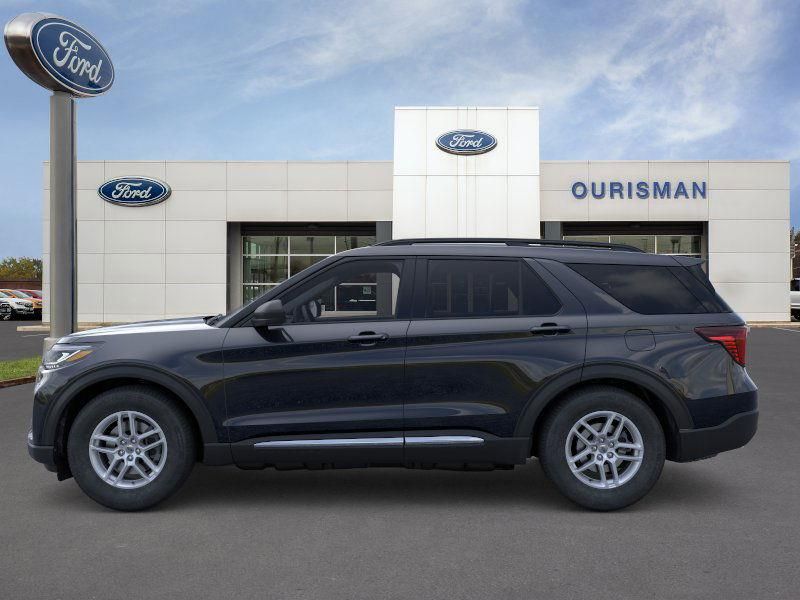 2025 Ford Explorer photo 4