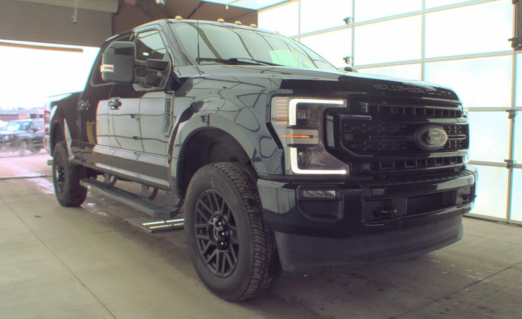 Used 2022 Ford F-250 Lariat Truck