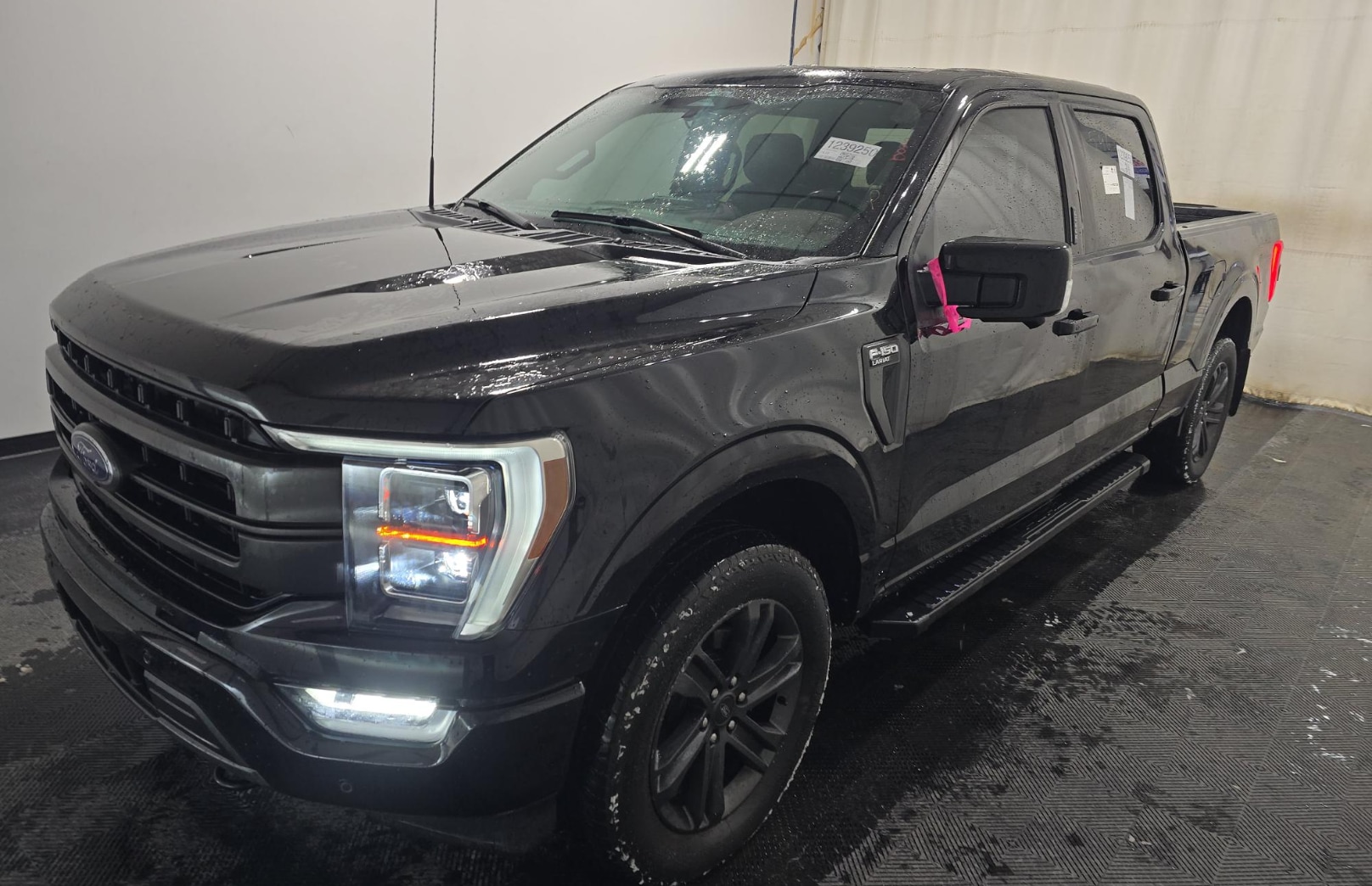 2023 Ford F-150 Lariat's photo