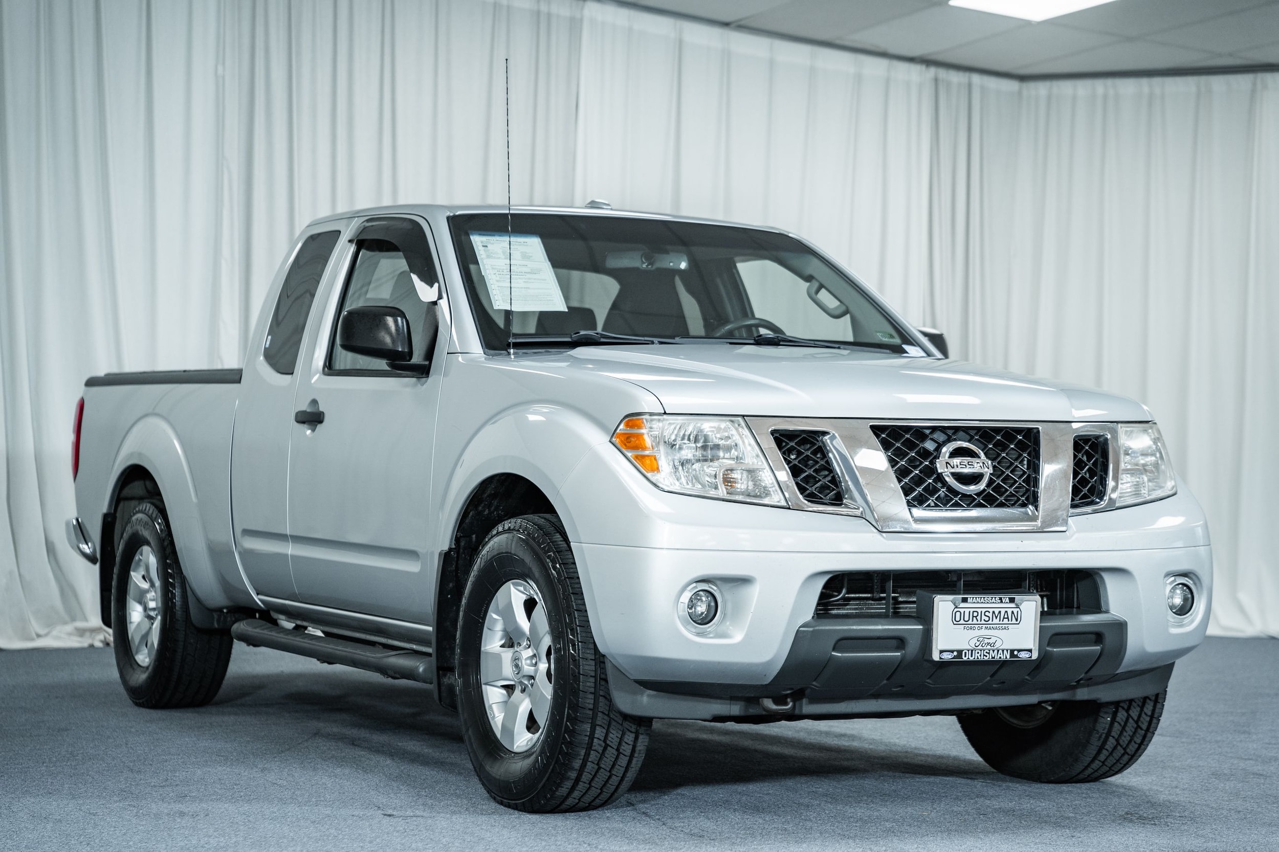 2013 Nissan Frontier SV's photo