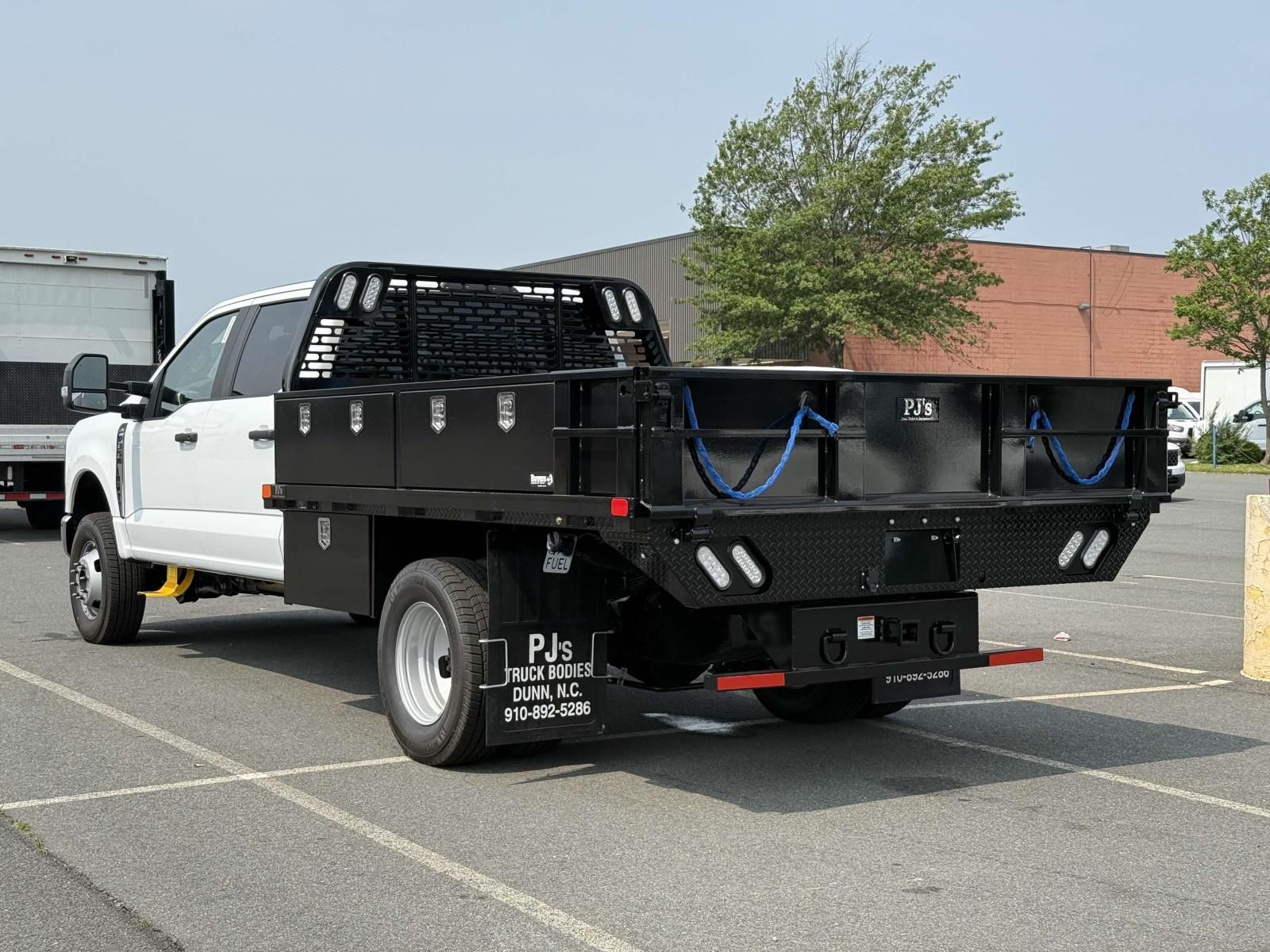 2025 Ford F-350 XL photo 4