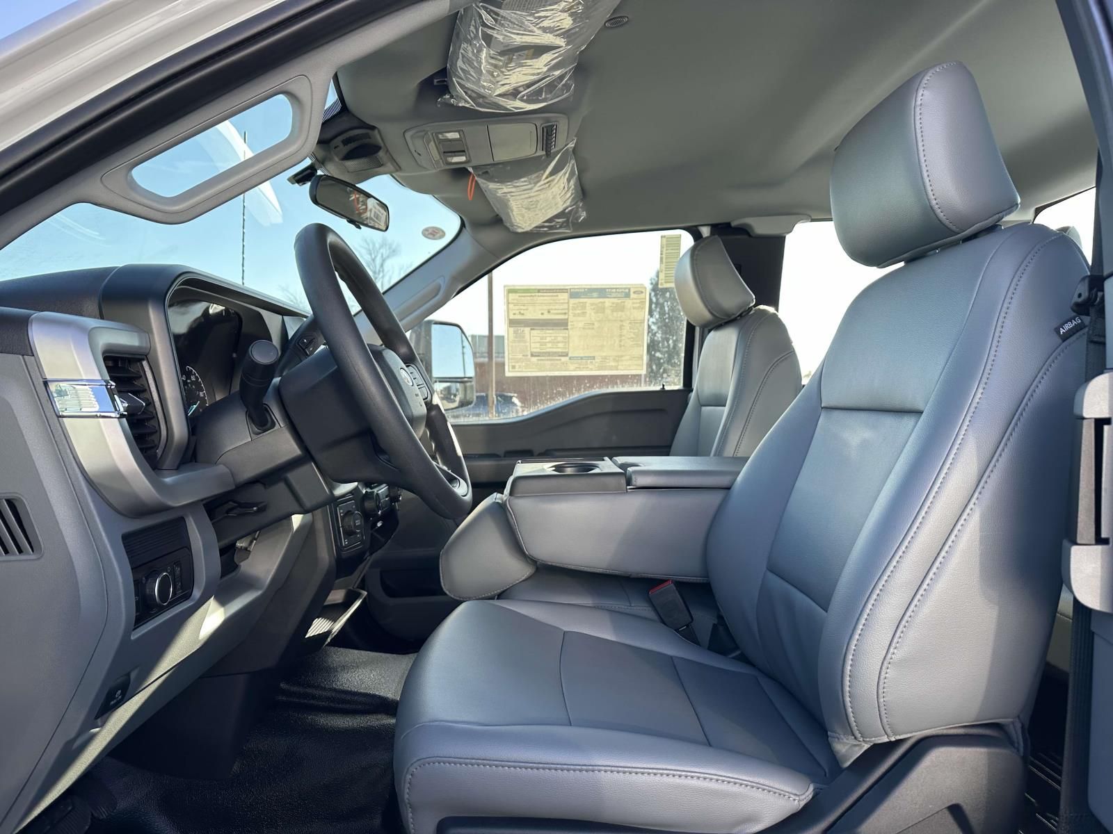 2025 Ford F-250 Super Duty XL - Photo 9