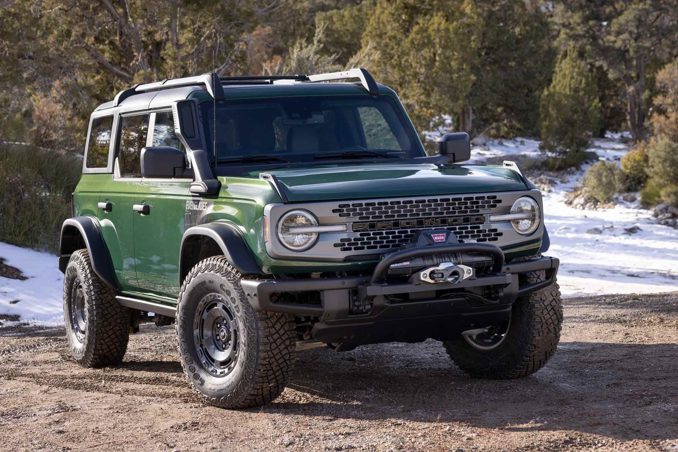 2023 Ford Bronco Everglades Ourisman Ford.jpg Dark Green 2023 Ford Bronco Everglade in a snowy area