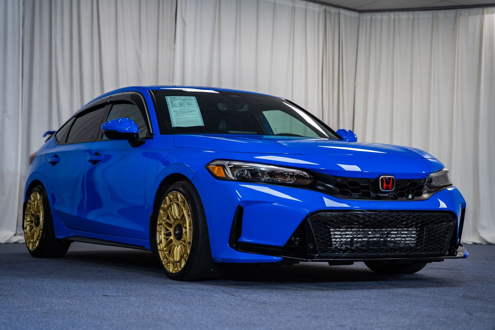 2022 Honda Civic Hatchback Sport Touring's photo