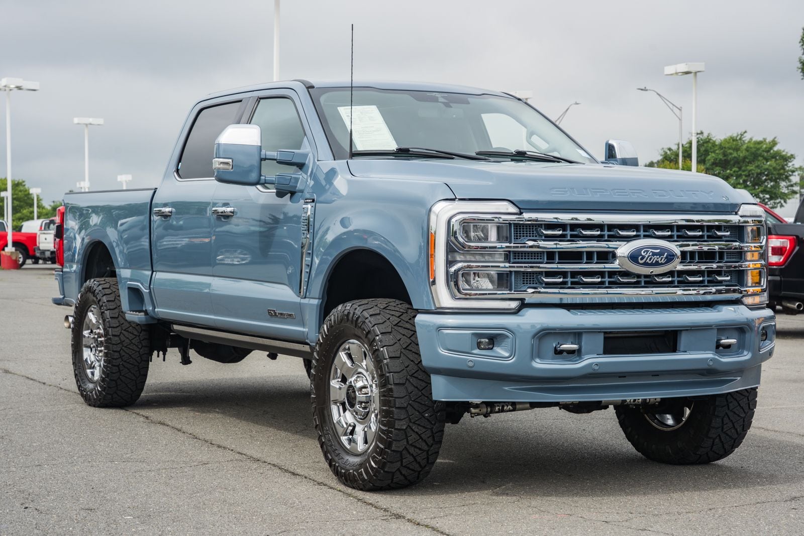 2023 Ford F-250 Lariat 4x4 Crew Cab 6-3/4' Box's photo