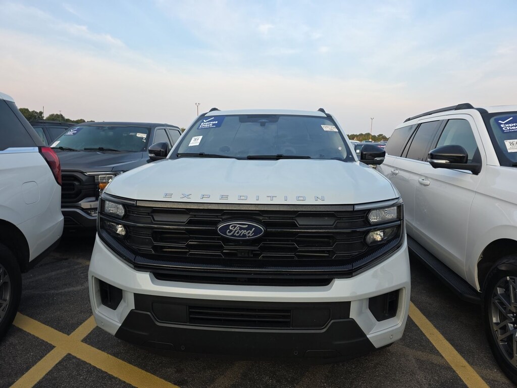 Used 2025 Ford Expedition Max Active SUV