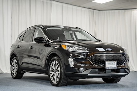 2022 Ford Escape Titanium SUV