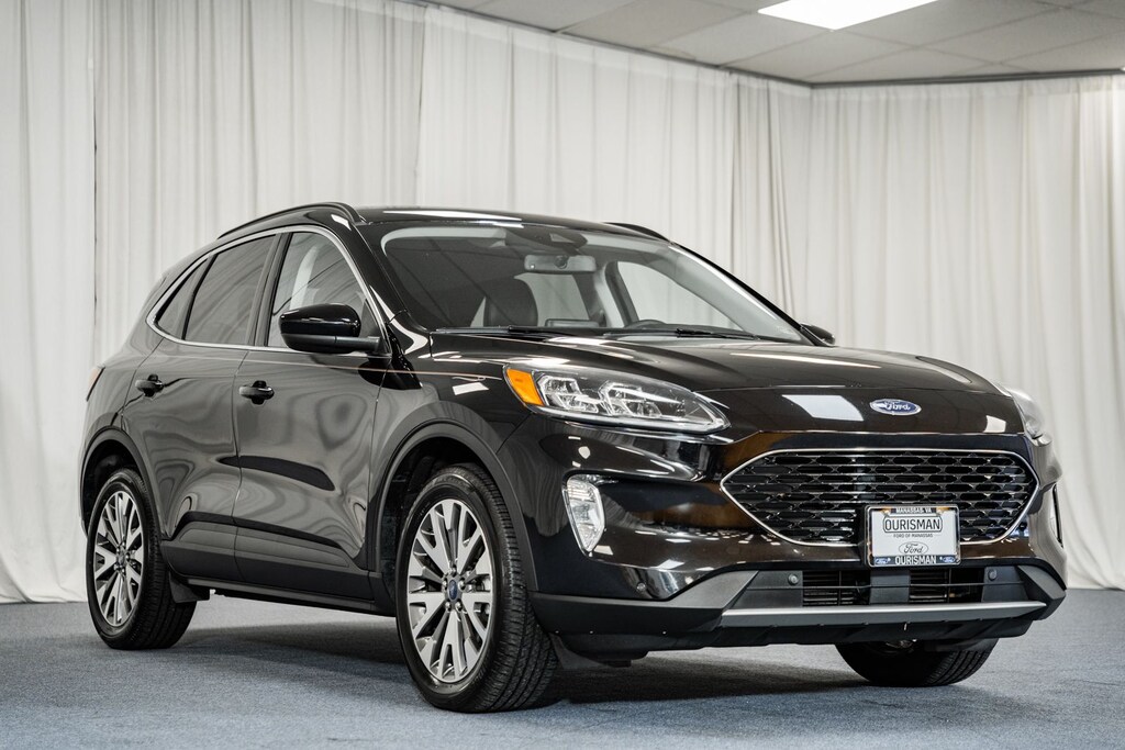 Certified 2022 Ford Escape Titanium SUV
