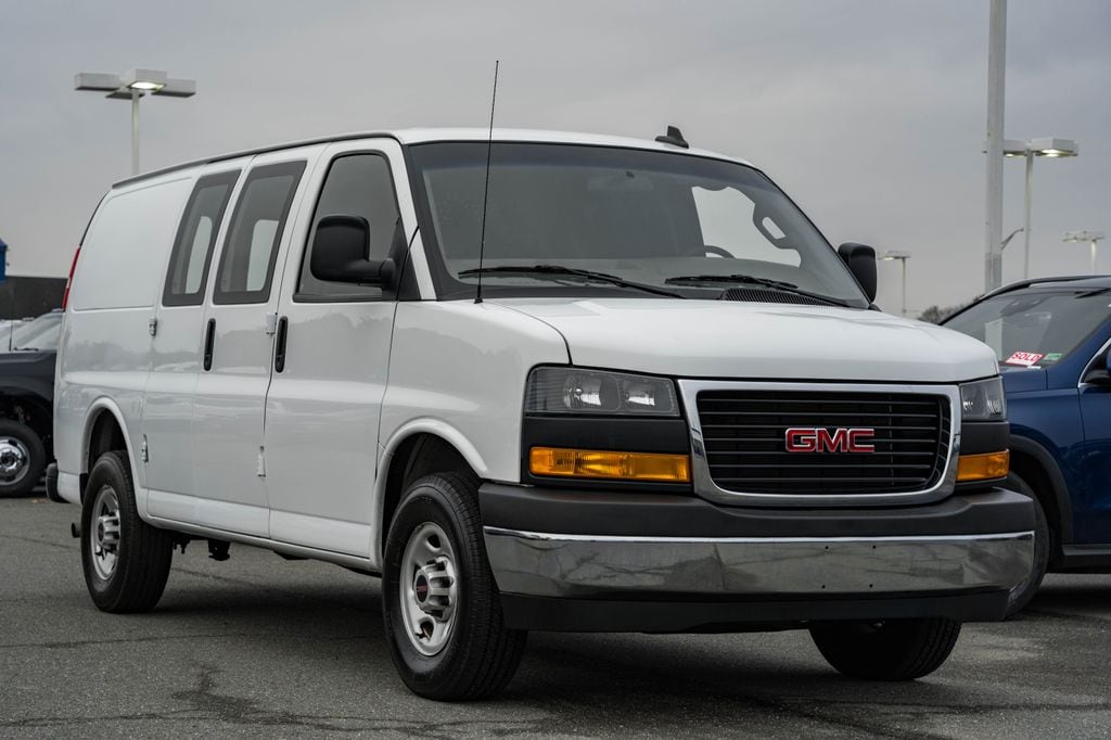 2024 GMC Savana Cargo Work Van's photo