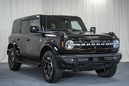2025 Ford Bronco Outer Banks SUV