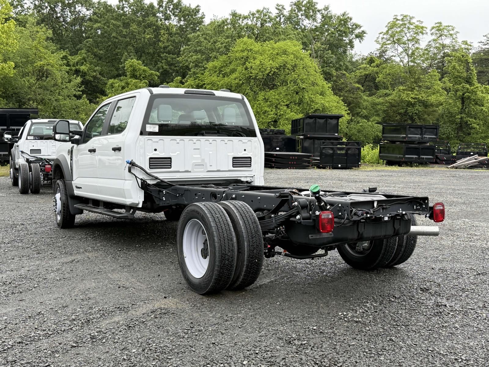 2025 Ford F-550 XL photo 4