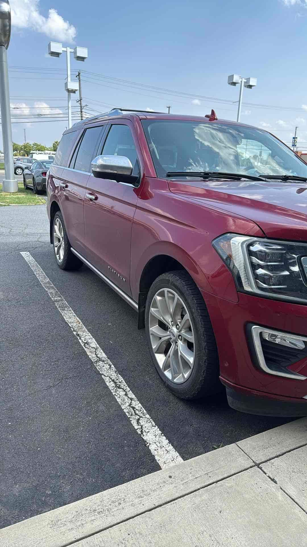 Used 2019 Ford Expedition Platinum with VIN 1FMJU1MT6KEA41723 for sale in Manassas, VA