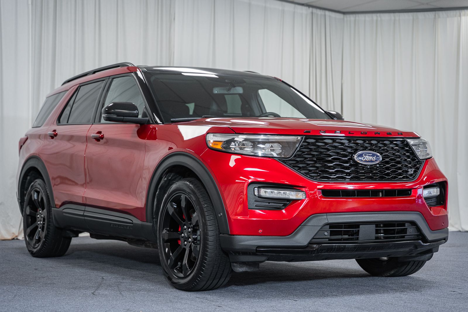 2021 Ford Explorer ST 4WD's photo