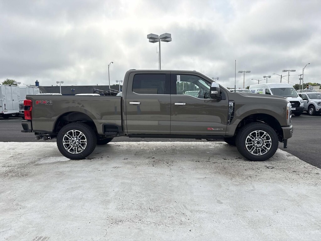 New 2027 Ford F-250 Platinum Truck