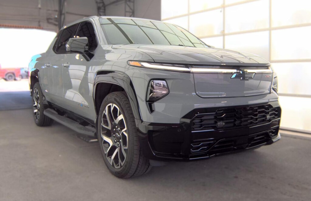 Used 2025 Chevrolet Silverado EV RST Truck
