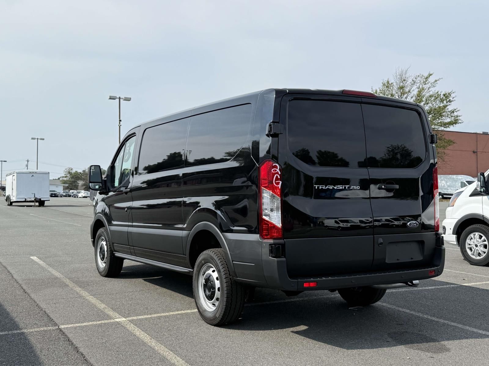 2025 Ford Transit photo 3
